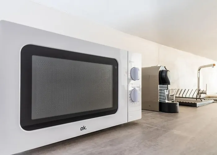 Mcx Vacation - La Mansardina Di Crepin In With Modern Comforts Just 3 Minutes From The Cable Cars!