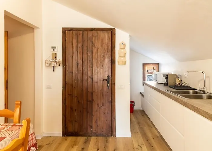 Mcx Vacation - La Mansardina Di Crepin In With Modern Comforts Just 3 Minutes From The Cable Cars! * Valtournenche