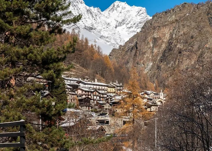 Mcx Vacation - La Mansardina Di Crepin In With Modern Comforts Just 3 Minutes From The Cable Cars! *