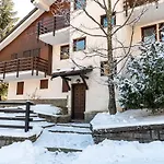 Mcx Vacation - La Mansardina Di Crepin In With Modern Comforts Just 3 Minutes From The Cable Cars!