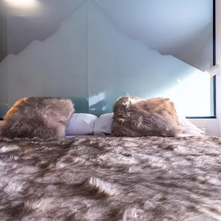 Mcx Vacation - La Mansardina Di Crepin In With Modern Comforts Just 3 Minutes From The Cable Cars! Apartment *